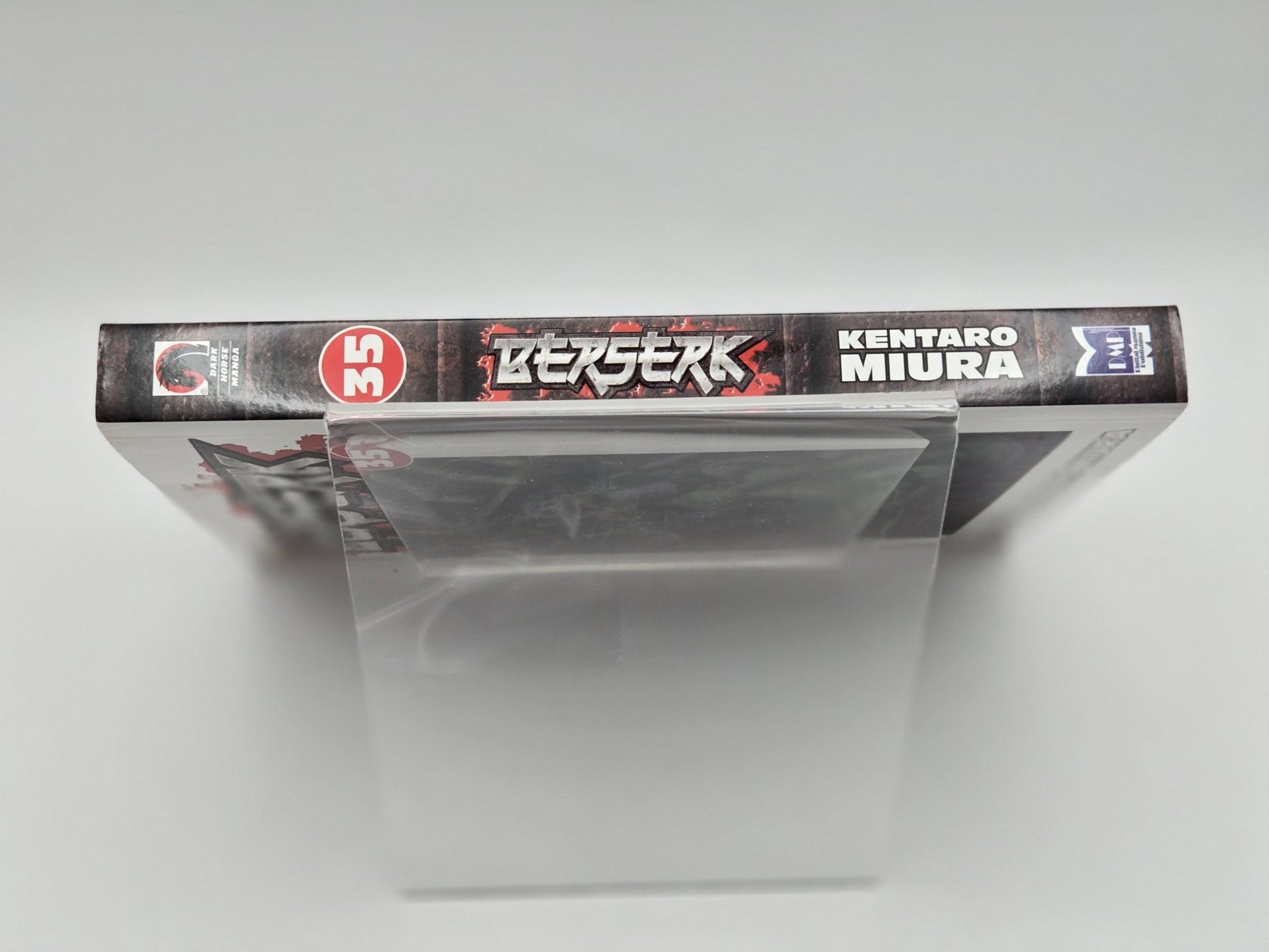 Berserk Vol 35 1st Printing English Manga (Near Mint)