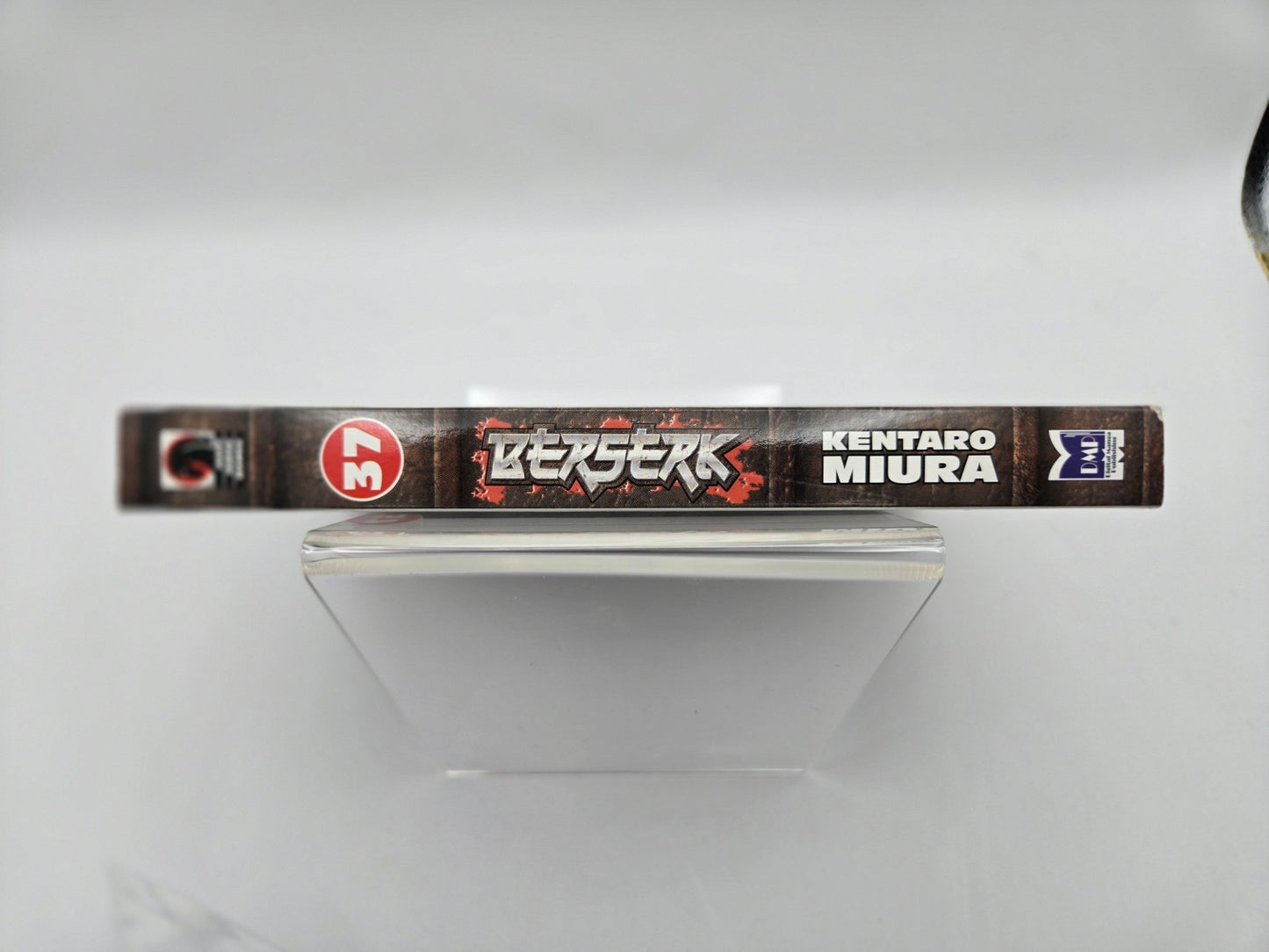 Berserk Vol 37 1st Printing English Manga (Near Mint)