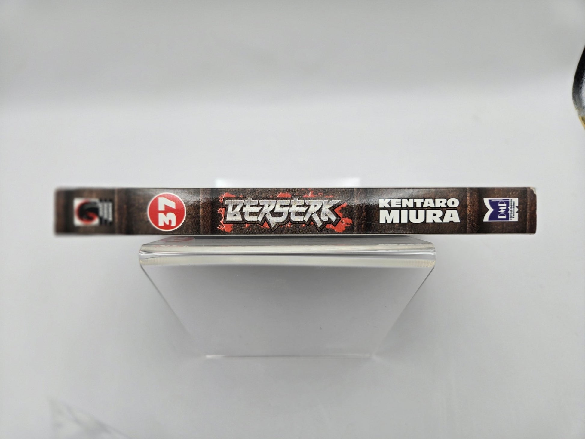 Berserk Vol 37 1st Printing English Manga (Near Mint)